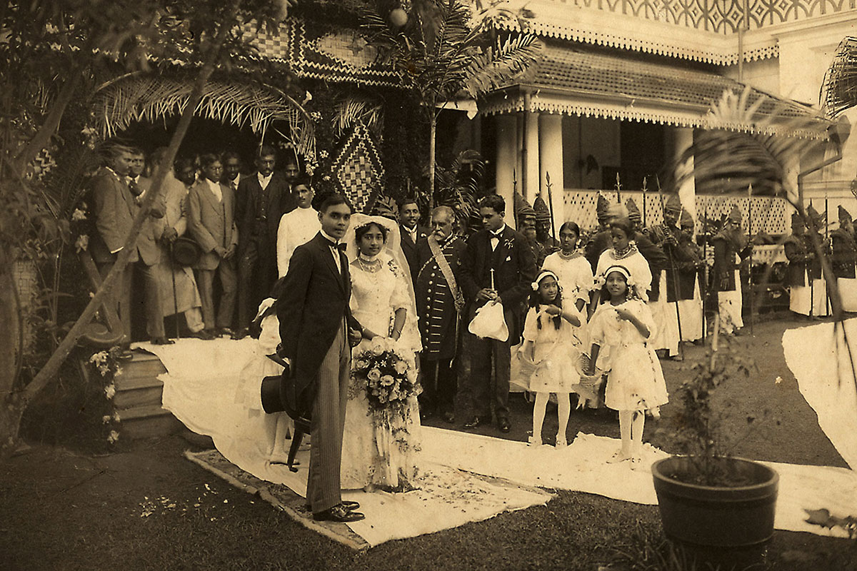 The ‘Going-Away’: Behind the couple, in the Mudaliyar uniform is S. R. de Fonseka Snr. Part of ‘Arcadia’ could be seen in the background.