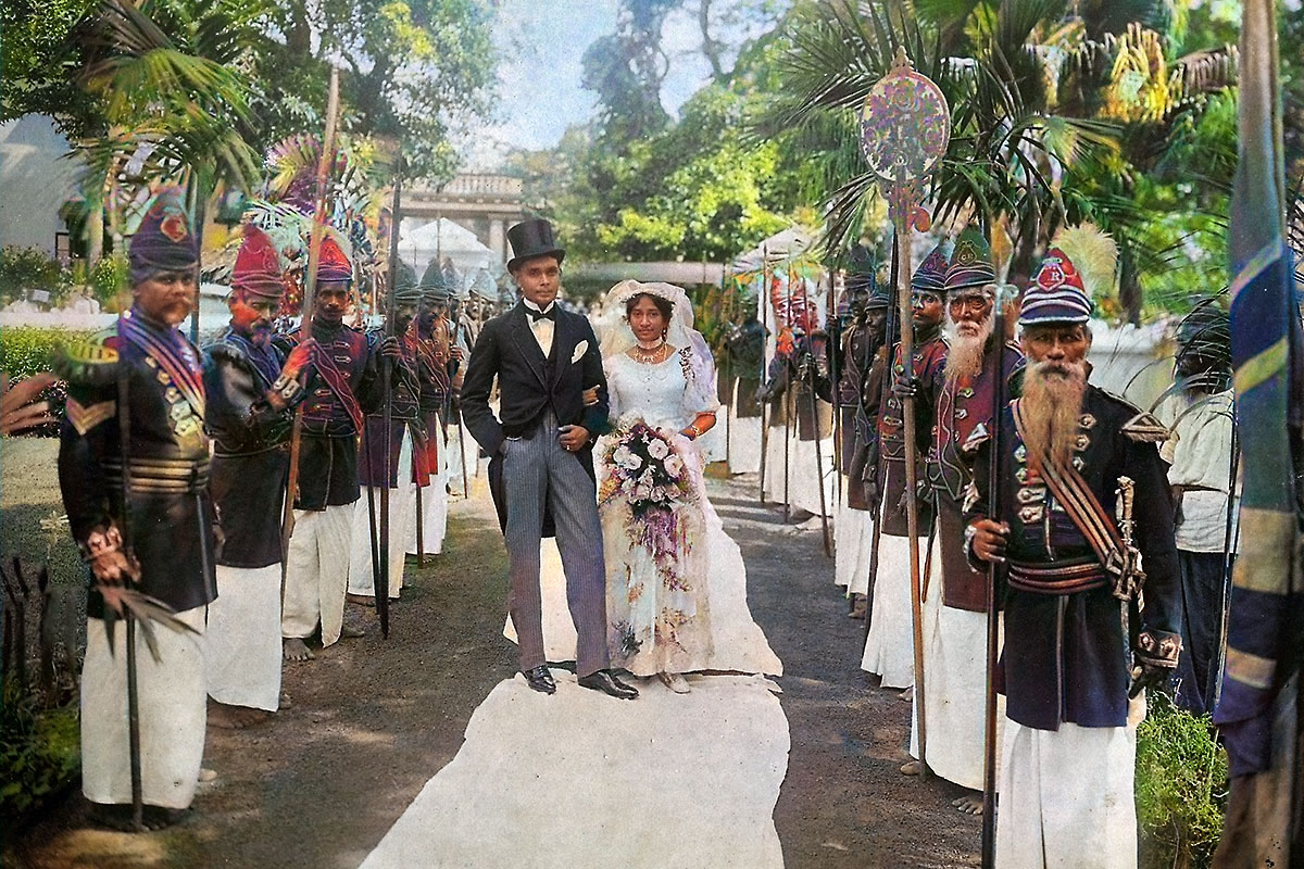 Wedding with Karava trappings of the times (Colorized by Avishka Senewiratne)